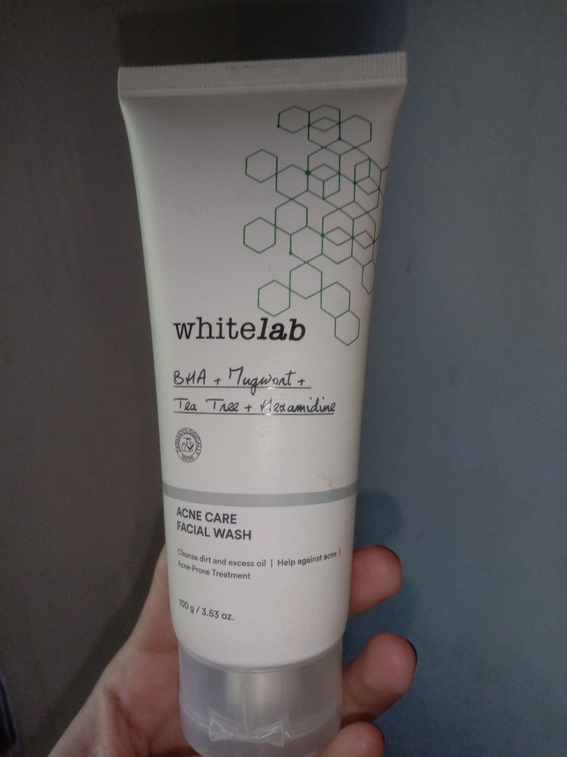 Gorgeous White Lab Skincare Photo Art