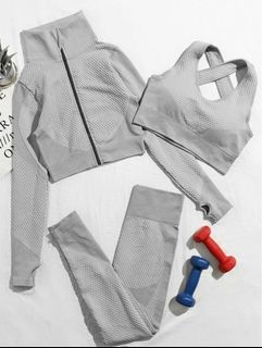 (Category: ) located in . Submitted by pivotyellowdeclutter (Listing ID 1284416867, Image 1). Description: .