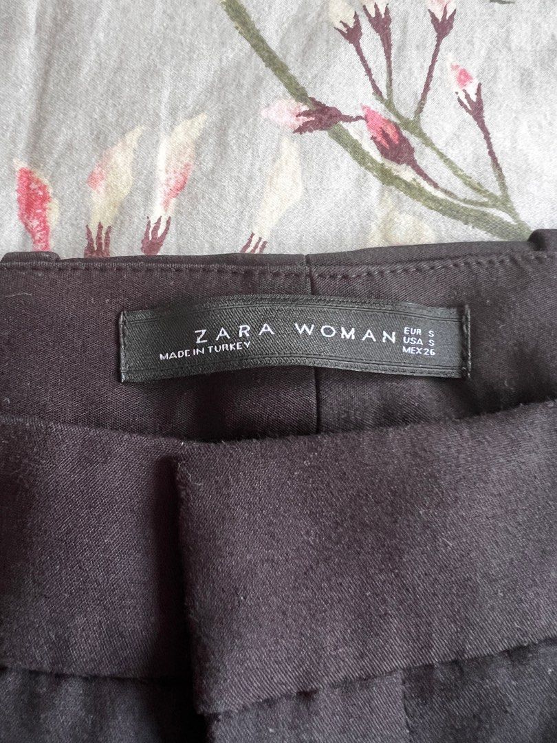 Zara ankle pants - black size S, Women's Fashion, Bottoms, Other