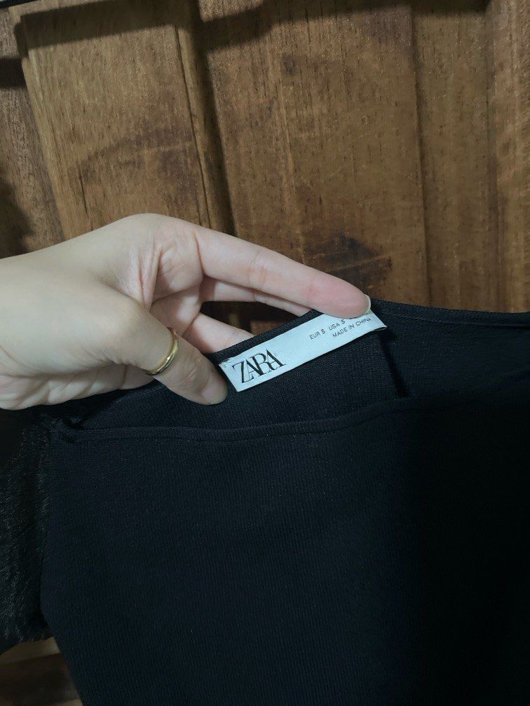 Zara Puff Sleeve Dress (Category: Dresses) located in Manila. Submitted by stuffbybees (Listing ID 1284486153, Image 3). Description: .
