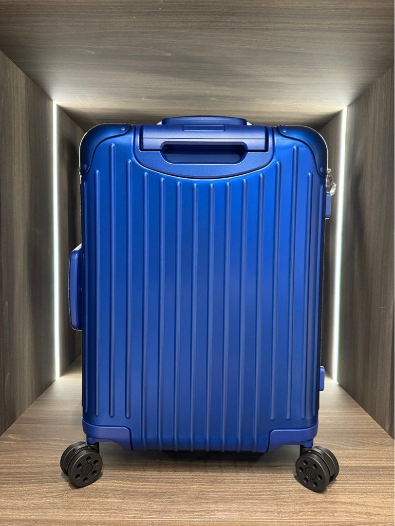Rimowa cabin 35l on sale