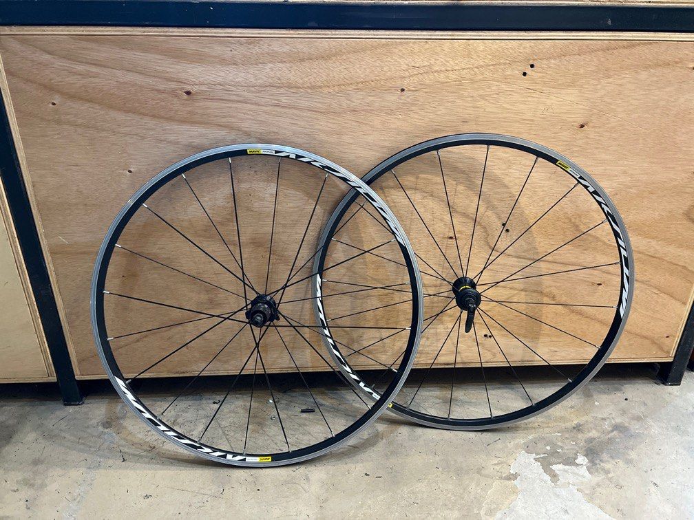 Mavic aksium 2 deals