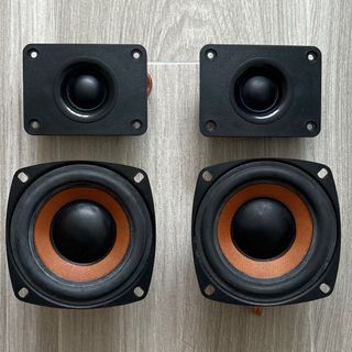 （分類：）位於 。 由 singsss 提交（商品編號 1284595000，圖片 1）。簡介： 。