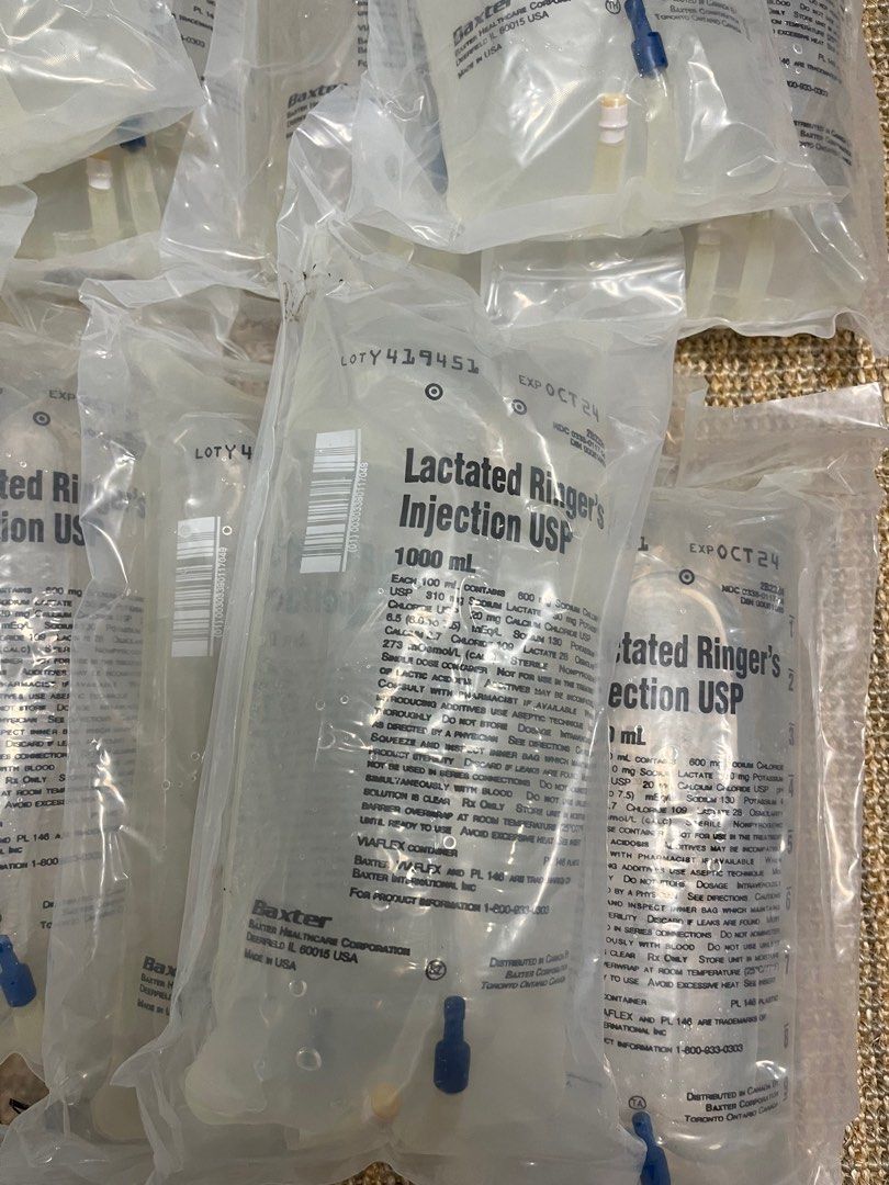 腎貓皮下鹽水 lactated ringer’s injection usp 1000ml, 寵物用品, 寵物衣服 - Carousell
