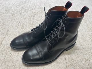 Affordable sales black boots