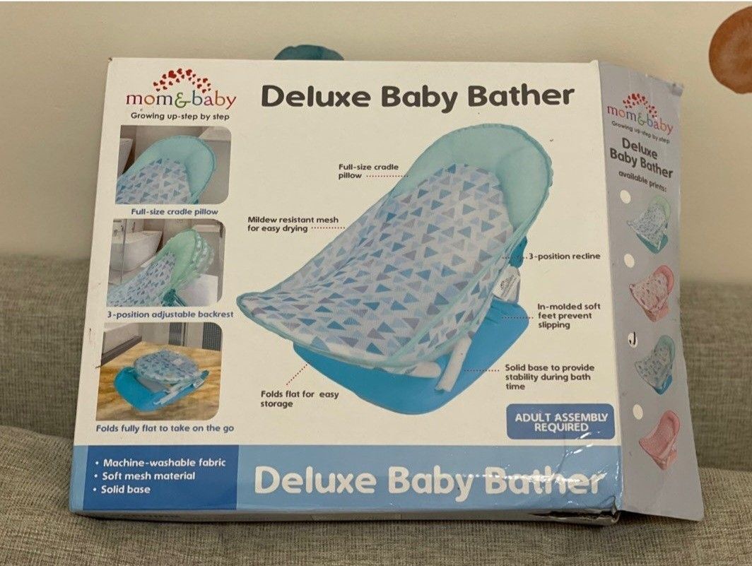 Baby Bather (Category: Bathtub & Bath Accessories) located in Quezon City. Submitted by itsmsangel (Listing ID 1284689110, Image 2). Description: Good as new pa po konting brush lang Hindi na kasya si baby.