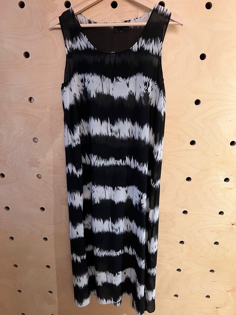 belt for black dress Rihana Black & White Modal Satin Tie Dye Sarong Saree