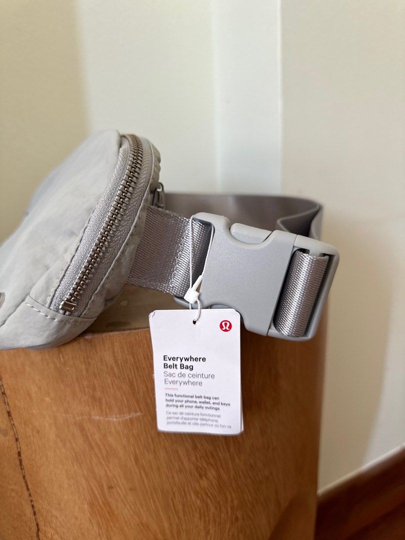 Brand New - Lululemon Everywhere Belt Bag in Seal, Women's Fashion, Bags &  Wallets, Cross-body Bags on Carousell