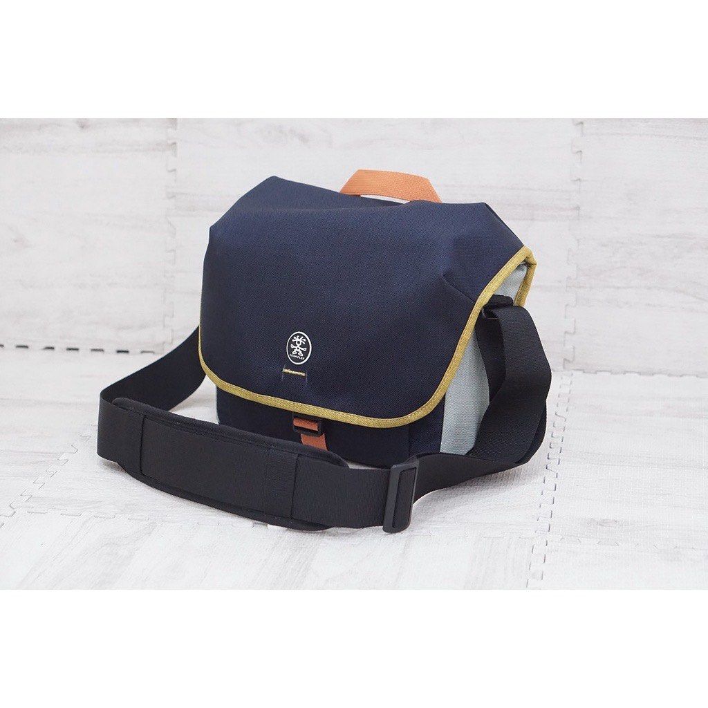 BRAND NEW IN STOCK Crumpler Proper Roady 2.0 Sling 4500 Camera Bag sling bag cross body shoulder bag