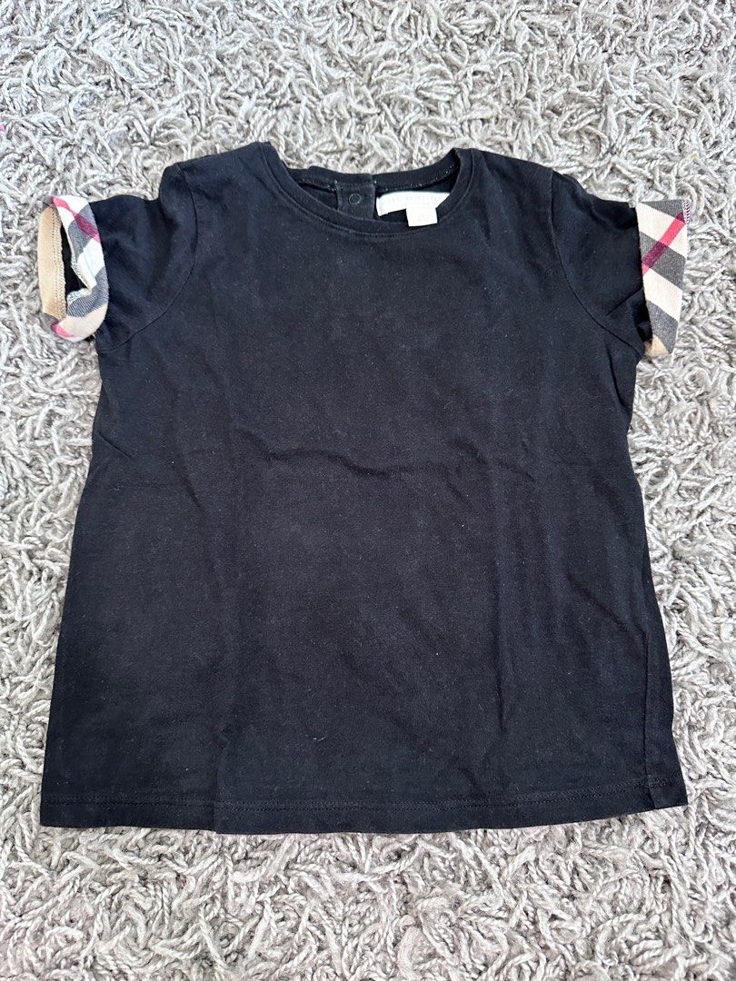 Burberry baby top 2yr