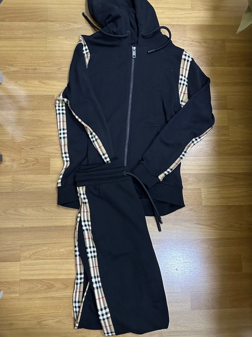 Burberry tracksuit womens shop