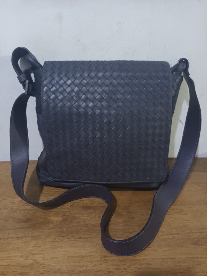 Bv store sling bag
