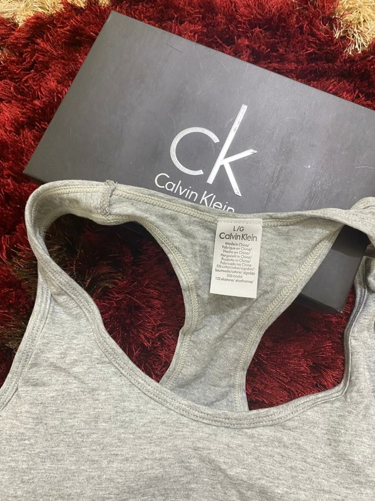 bra set calvin klein 34b 34c 36b 36c, Fesyen Wanita, Pakaian