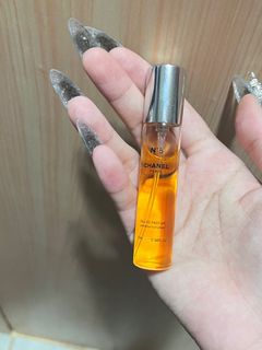 （分類：）位於 。 由 chiikawabb 提交（商品編號 1284735446，圖片 1）。簡介： 。