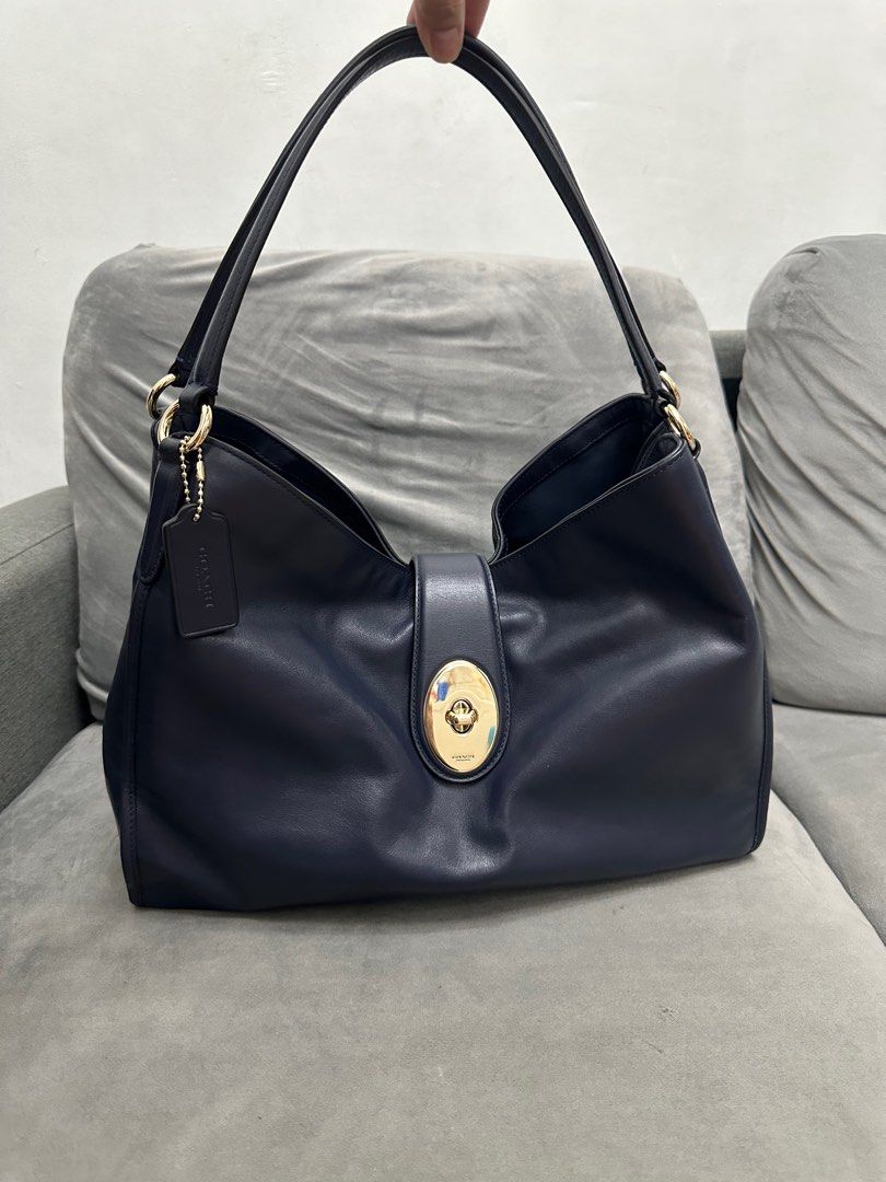 Coach Carlyle Shoulder Bag Women s Fashion Bags Wallets