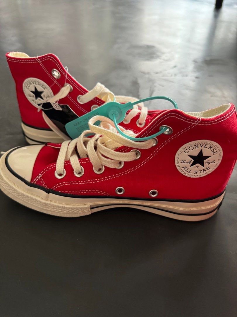 Red checkered converse online
