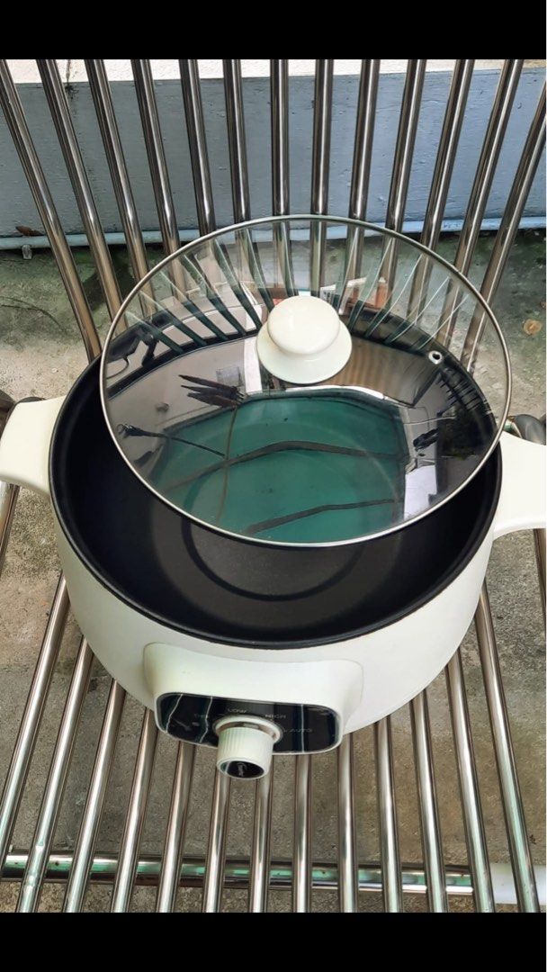 Cooker non stick pot 800w TV Home Appliances Kitchen Appliances Cookers on Carousell