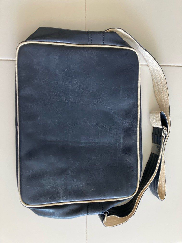Fred perry new arrivals messenger bag