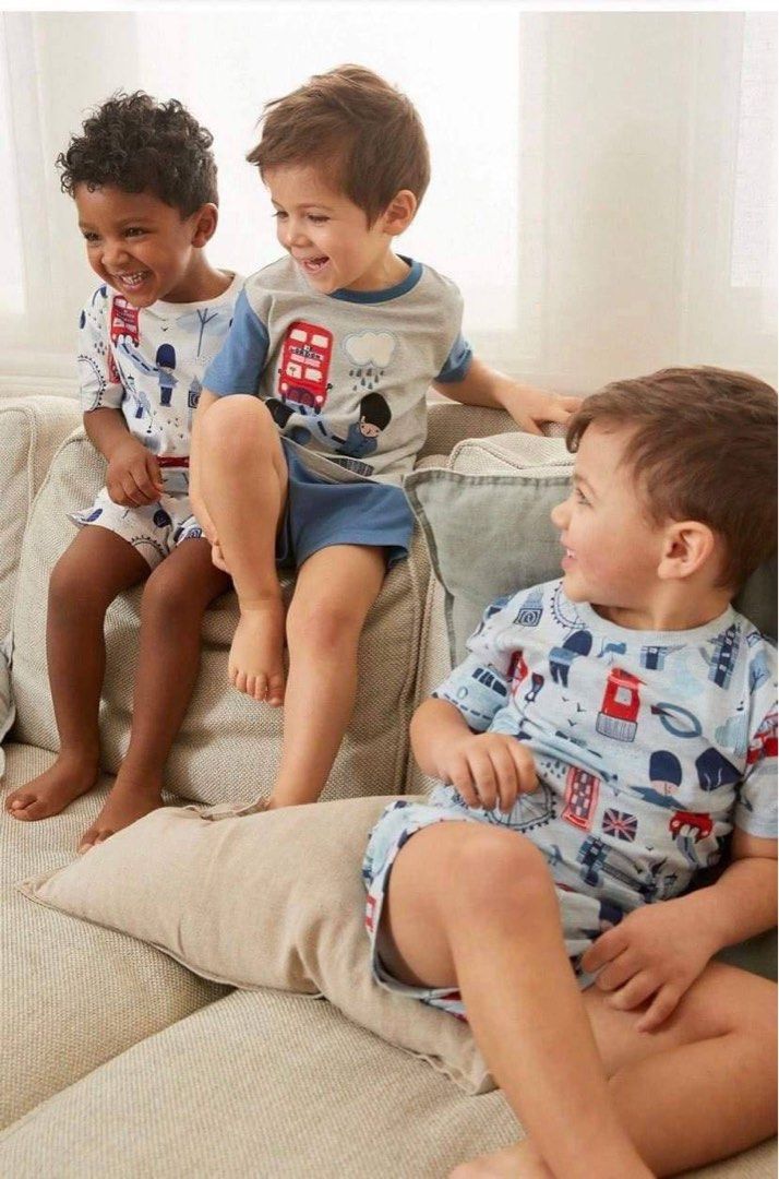 Free post NEXT london pyjamas 6 7y playset short pyjamas Babies