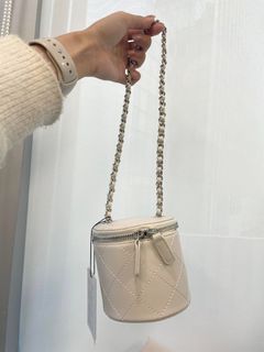 （分類：）位於 。 由 vickytsehk 提交（商品編號 1284600651，圖片 1）。簡介： 。