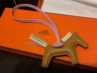 （分類：）位於 。 由 cheergigi 提交（商品編號 1284734956，圖片 1）。簡介： 。