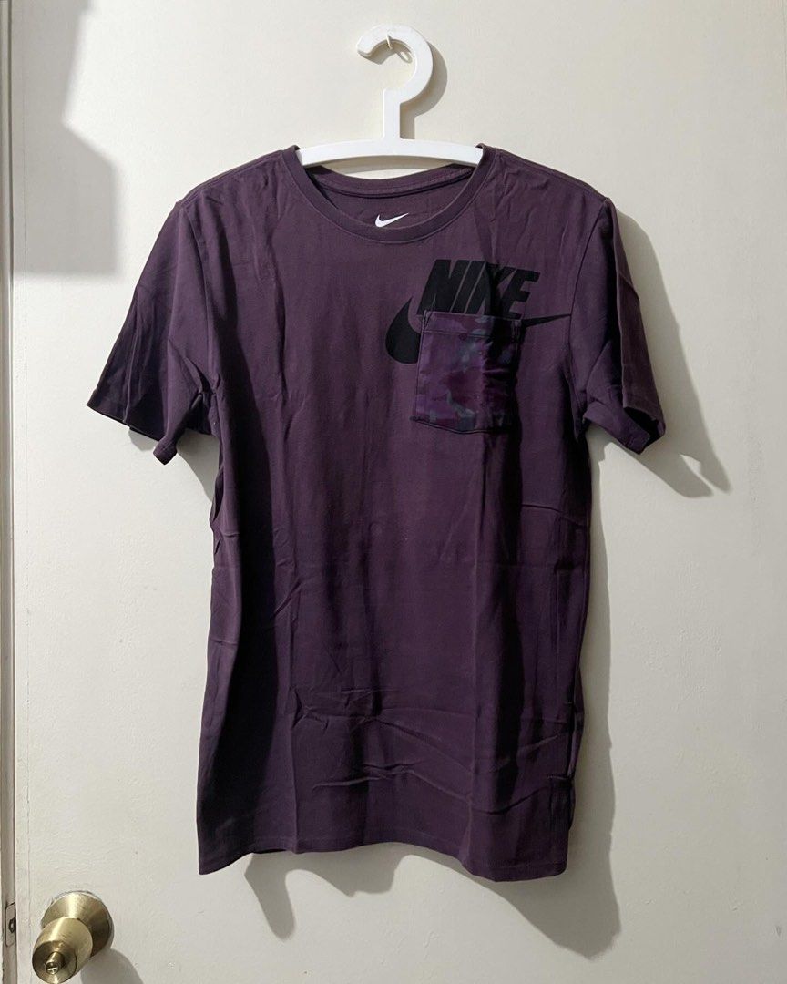 i289 Nike Shirt for Men (Category: Tshirts & Polo Shirts ) located in Malabon City. Submitted by recentlystans (Listing ID 1284554148, Image 1). Description: ⚠︎ Product color may slightly vary due to lighting ✎ DM for inquiries ♡ #rstansavail #preloved #prelovedmalabon.