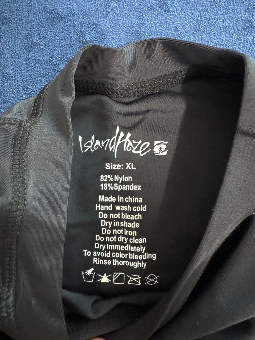 Island Haze Rash Guard - XL (Category: Activewear) located in Makati City. Submitted by eizabmel (Listing ID 1284650759, Image 2). Description: .