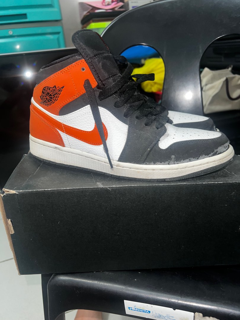 sbb mid jordan 1
