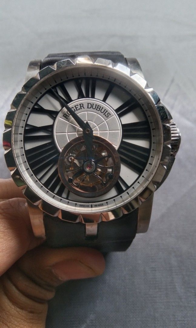 Jam tangan roger dubuis original deals