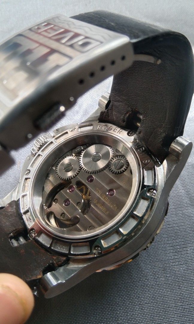 Jual jam tangan Roger Dubuis