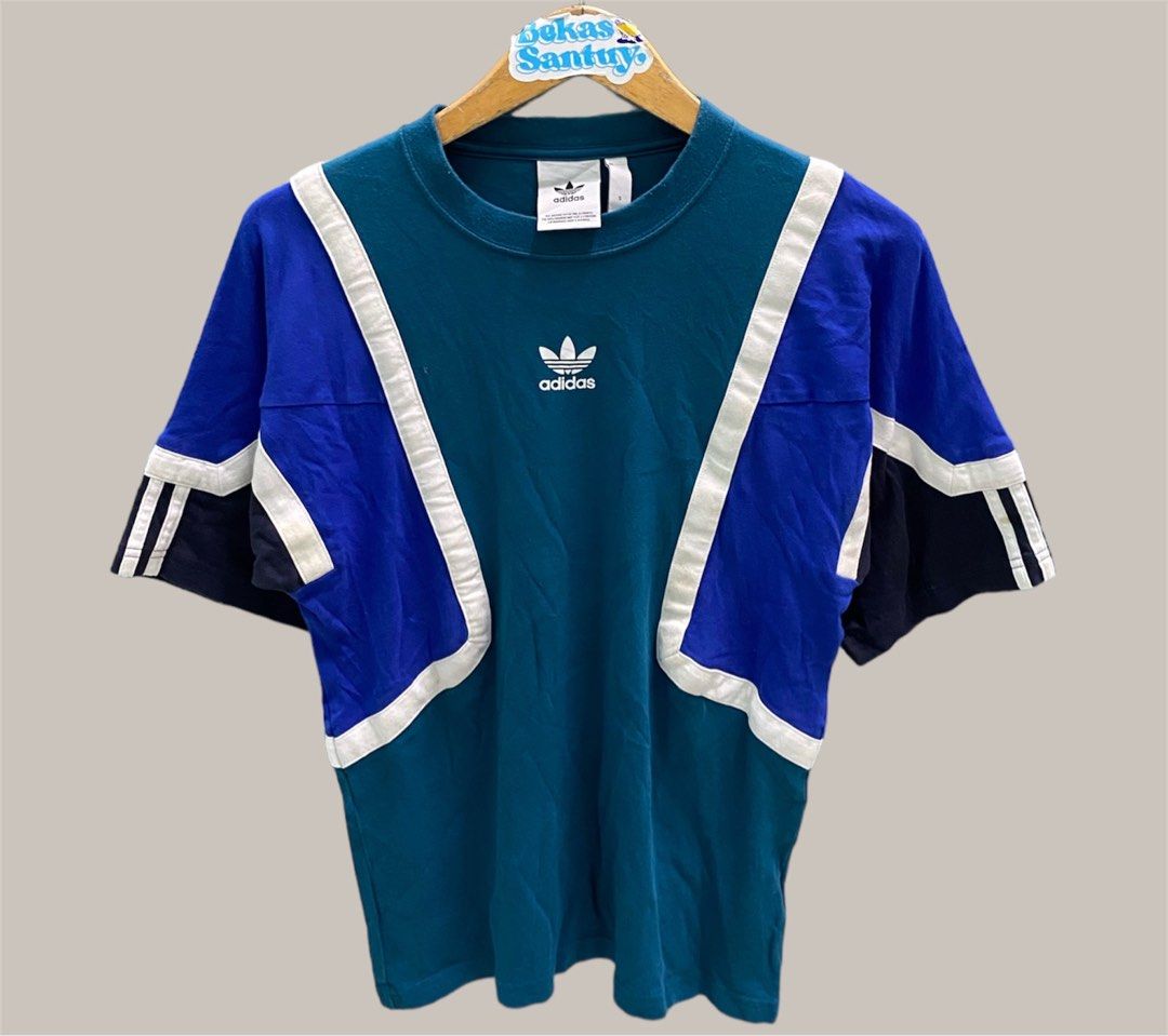 Adidas originals shop nova colorblock t-shirt
