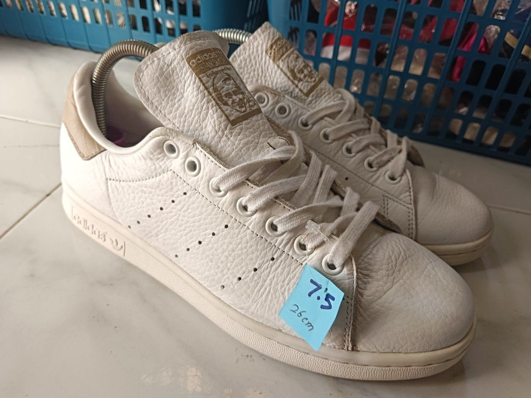 Kasut sales stan smith