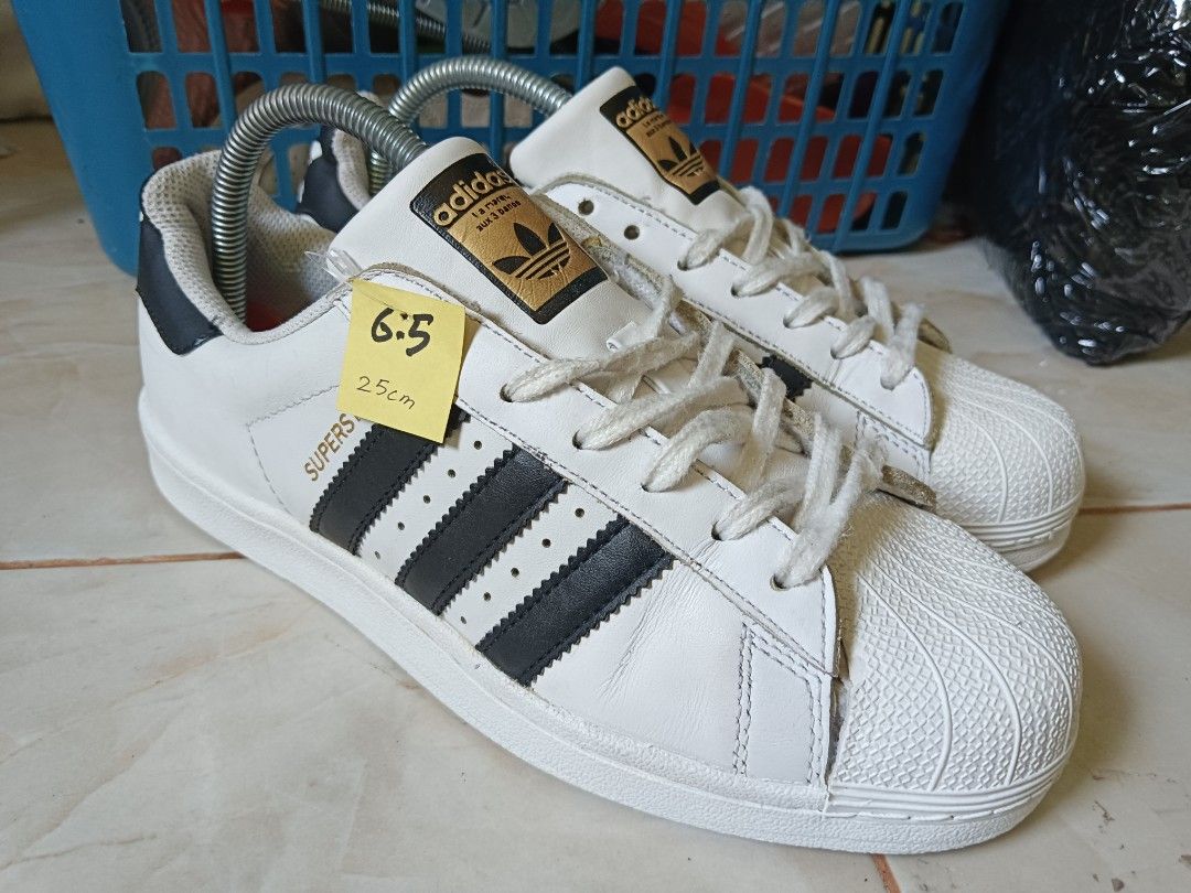 Adidas superstar store white 6.5