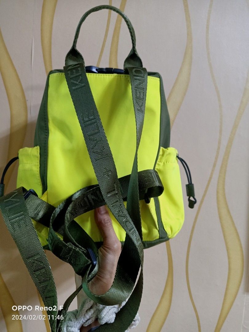 Kendall&Kylie (Category: Backpacks) located in Quezon City. Submitted by uydaisy1979 (Listing ID 1284699743, Image 3). Description: Needs cleaning.
