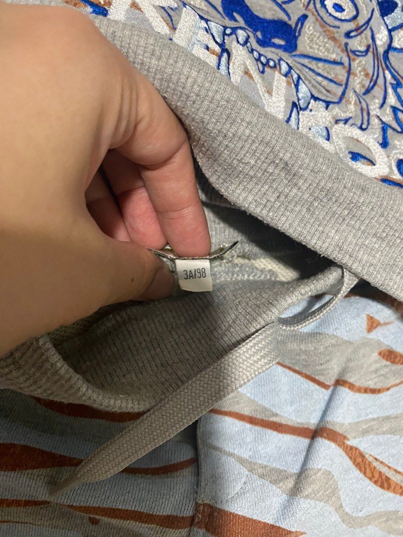 Kenzo pullover set (Category: Babies & Kids Fashion) located in Singapore. Submitted by conniehooks (Listing ID 1284690121, Image 5). Description: Kenzo set. Good for cold weather layering. Or aircon environment. Top $30 Pants $35 Take both $50 mailed.