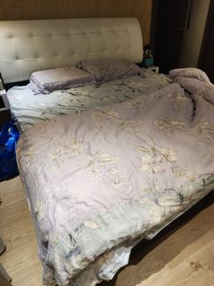 (Category: ) located in . Submitted by becontented (Listing ID 1284593605, Image 1). Description: .