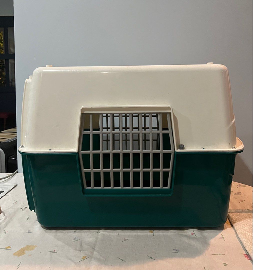 Furrari outlet pet carrier
