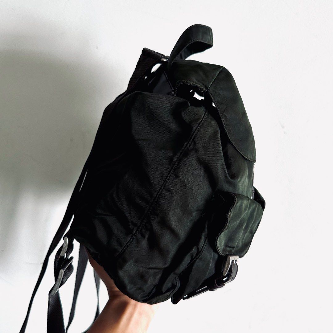 LIKE NEW 🔥 Prada Dark Khaki Tessuto Classic Logo Nylon Leather