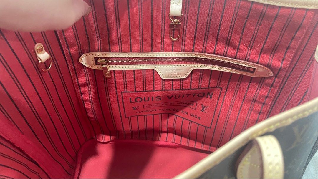 Louis Vuitton LV Neverfull MM M41177 Cherry Monogram Luxury Bags Wallets on Carousell