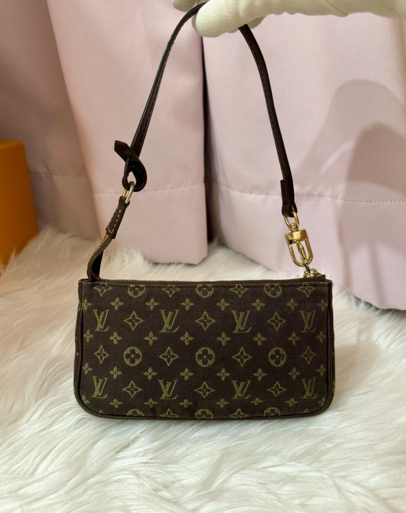 Louis Vuitton LV Pochette bag Luxury Bags Wallets on Carousell