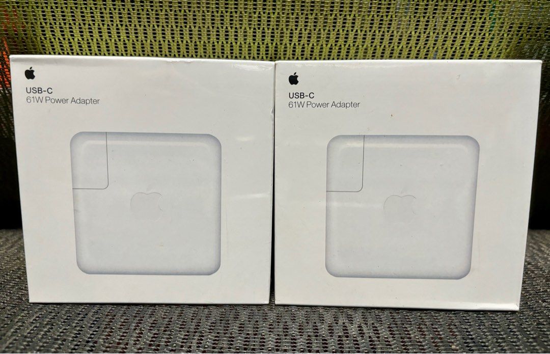 MACBOOK LAPTOP POWER ADAPTER CHARGER (Category: Chargers) located in Manila. Submitted by guerle (Listing ID 1284690478, Image 3). Description: MACBOOK LAPTOP POWER ADAPTER CHARGER 96W USB-C TYPE-C POWER ADAPTER CHARGER 87W USB-C TYPE-C POWER ADAPTER CHARGER 61W USB-C TYPE-C POWER ADAPTER CHARGER Product Interface: TYPE-C 61W USB-C Power Adapter Input: 100-240V 50-60Hz Output: 61watts 20.3V 3A Compatible with: Pro (13-inch, 2017, Four Thunderbolt