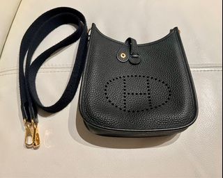 （分類：）位於 。 由 clee8888 提交（商品編號 1284702578，圖片 1）。簡介： 。
