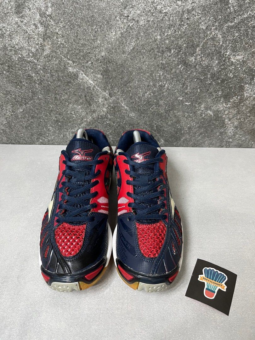 Sepatu voli mizuno deals tornado 8