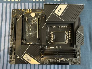 （分類：）位於 。 由 abyss74 提交（商品編號 1284697268，圖片 1）。簡介： 。