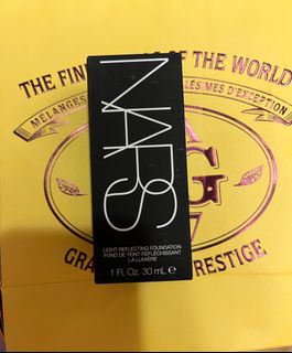 （分類：）位於 。 由 crystal___yeeee 提交（商品編號 1284552677，圖片 1）。簡介： 。