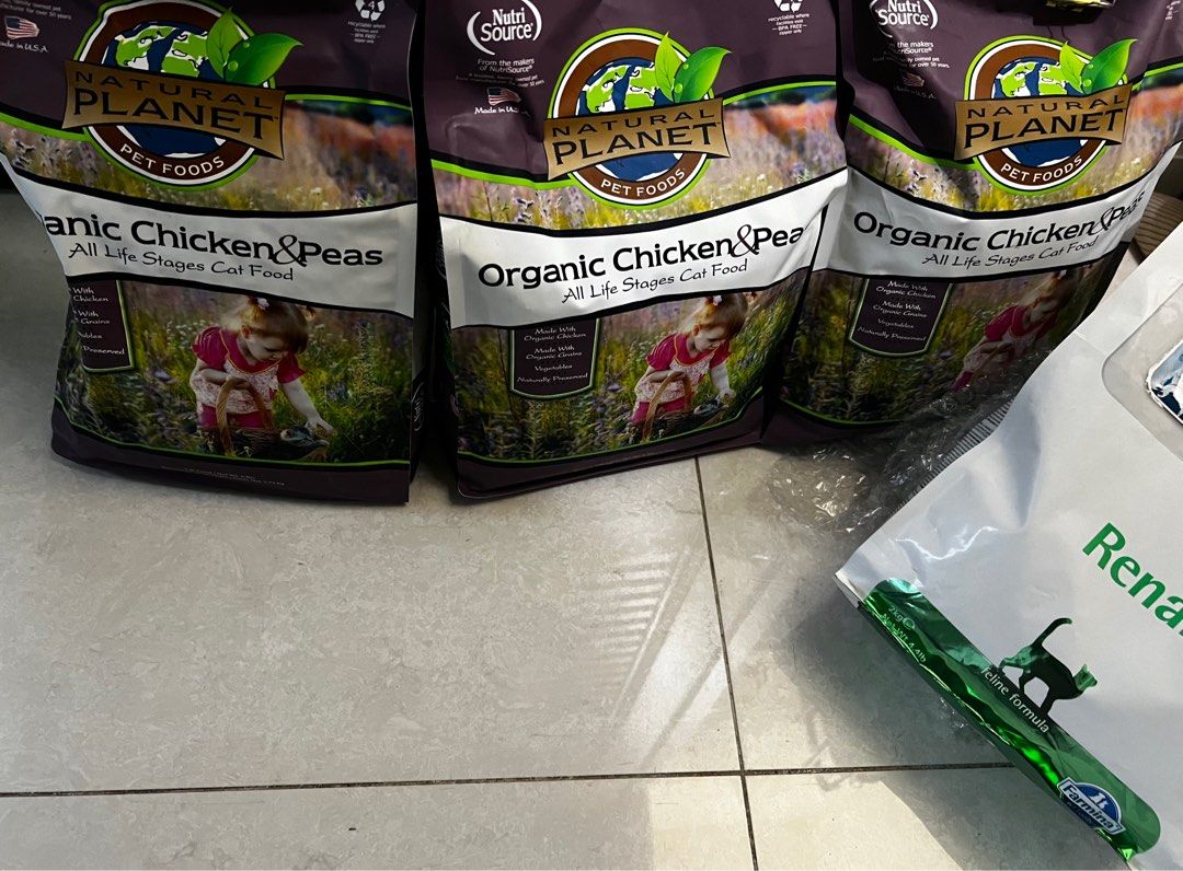 Natural planet clearance organics cat food
