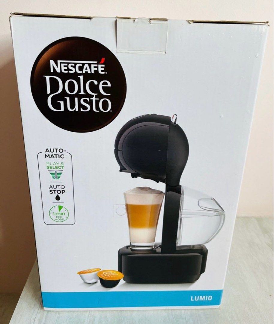 Nescafe Lumio Capsule Coffee Machine in Black