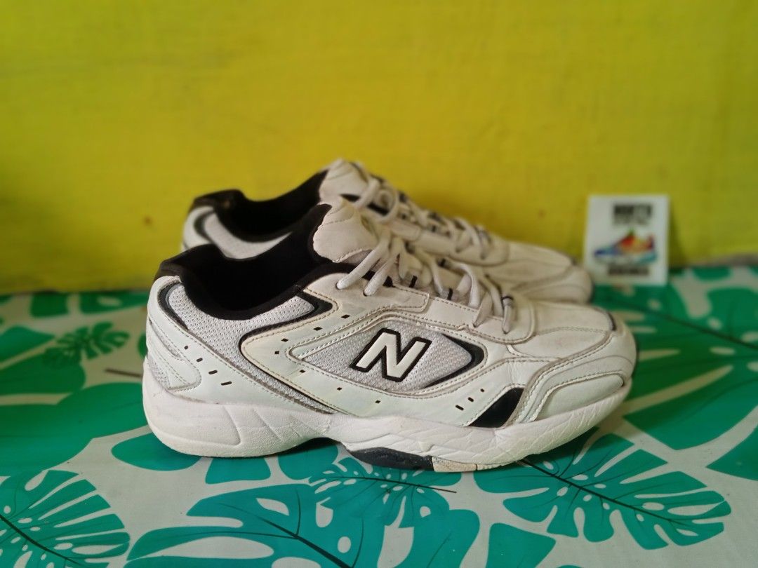 New balance discount 452 cores