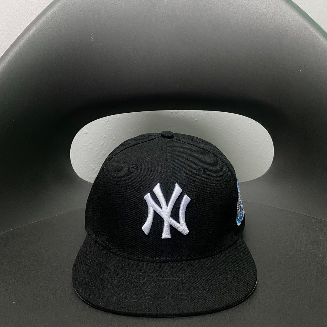 Grey brim yankee fitted discount