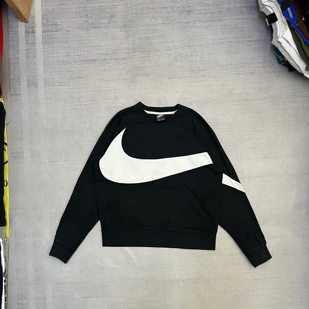 Nike big swoosh crew sweat discount